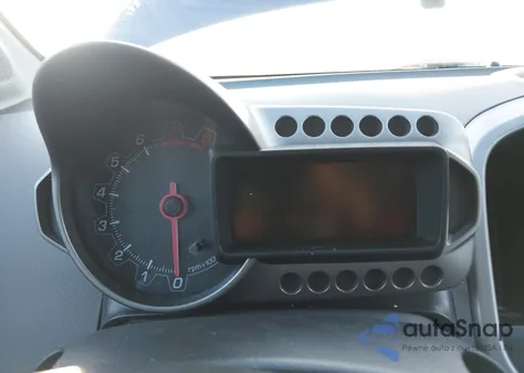 2014 Chevrolet Sonic Lt Auto z USA, uszkodzony, nr VIN 1G1JC6SH3E4135533